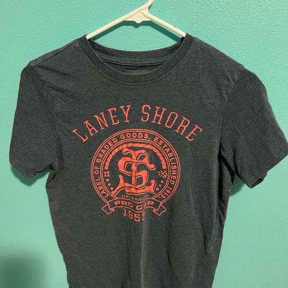 4 SHIRTS - Picture 3 of 4